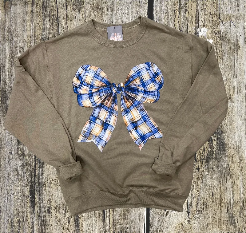 trendy T-Shirts for everyday wear West Virginia Coquette Bow Crew