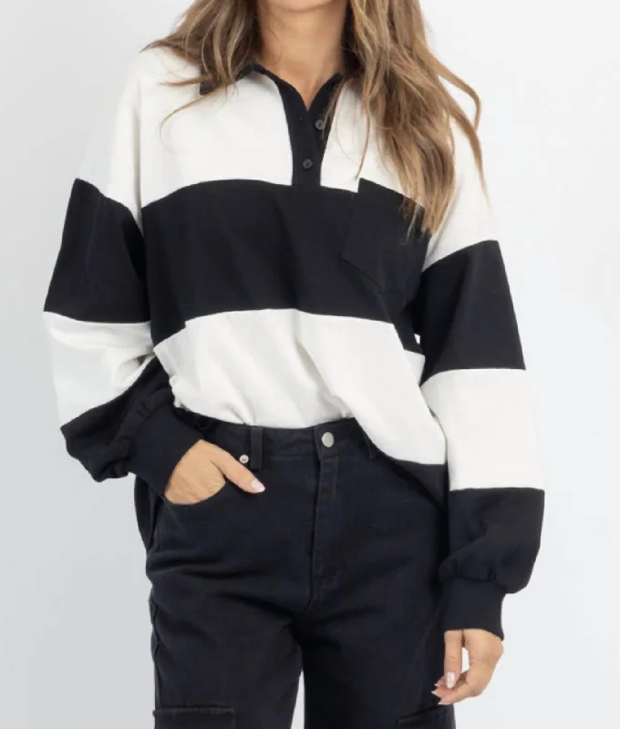 Comfortable oversized sweaters Elianna Polo Sweater In Black/white