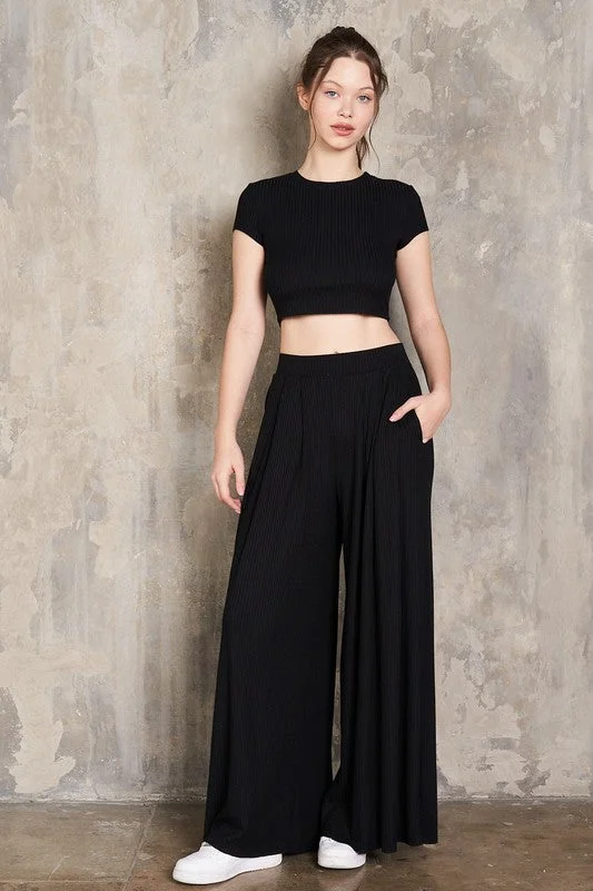 boho style pants for women Cropped T-Shirt and Pleated Pants Set