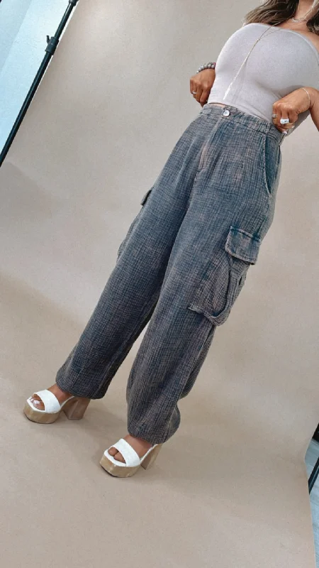 women’s plaid pants Oli & Hali: Washed Baggy Boyfriend Cargo Pants, Charcoal